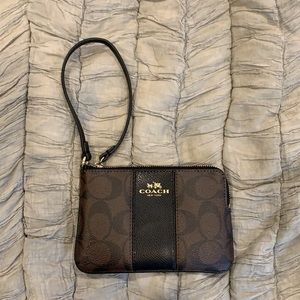 Coach Wristlet Genuine Leather